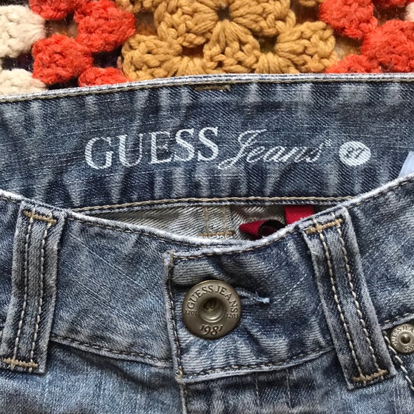GUESS low rise bootcut jeans - Picture 3 of 8